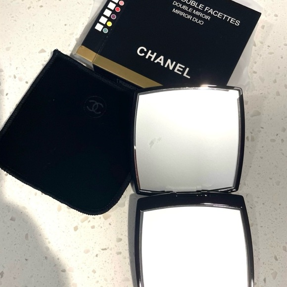 CHANEL DUO MIRROR COMPACT - Picture 2 of 2